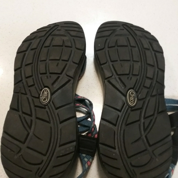 Pair Chaco sandals size W9 like new - Picture 3 of 7